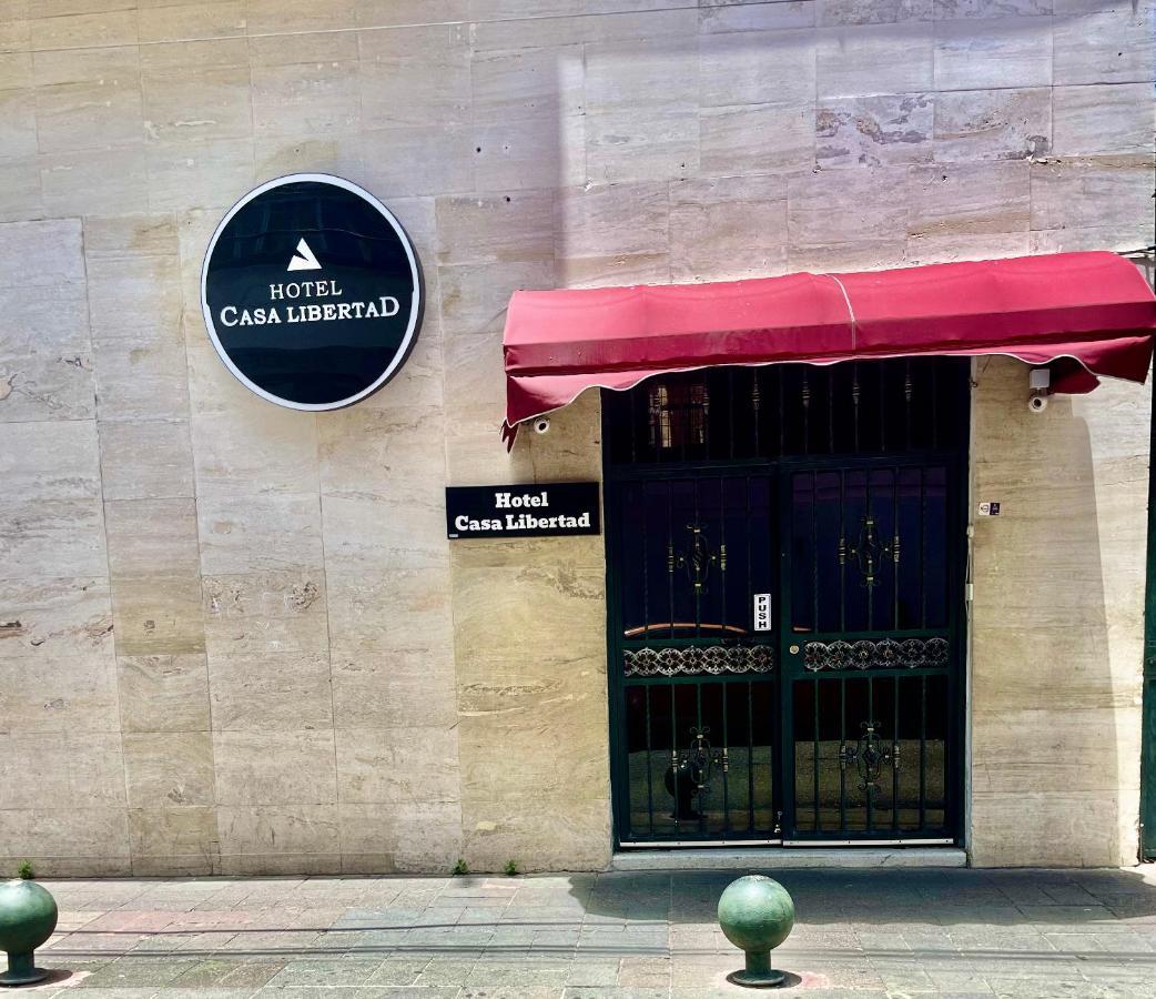 Hotel Libertad At Historic Main Street Santo Domingo Exteriör bild