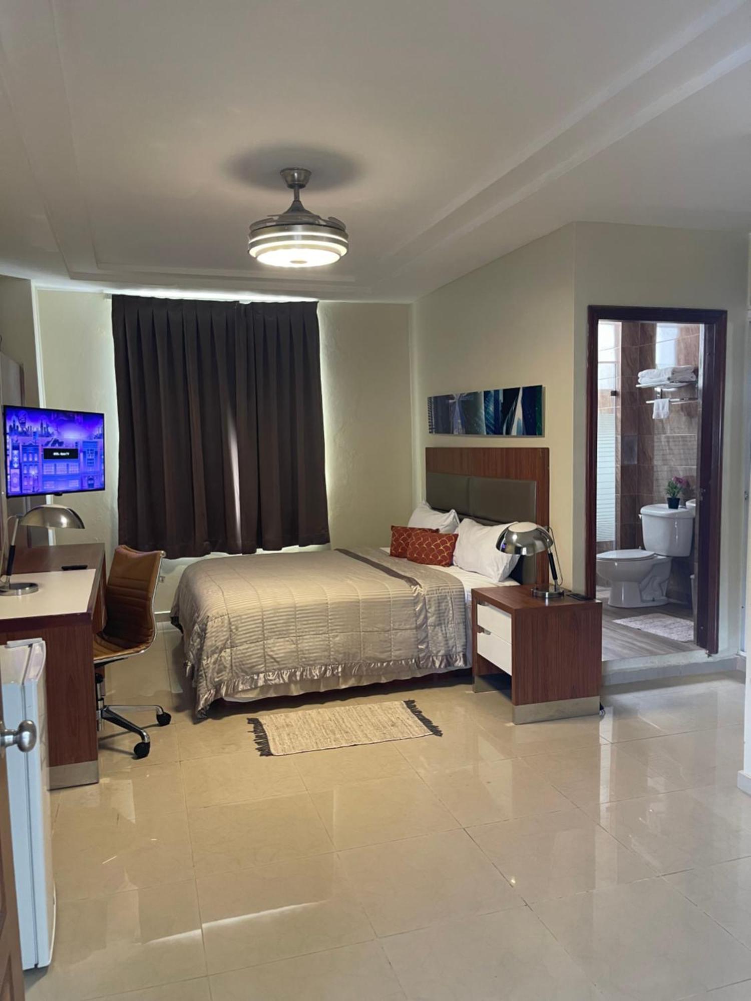 Hotel Libertad At Historic Main Street Santo Domingo Exteriör bild
